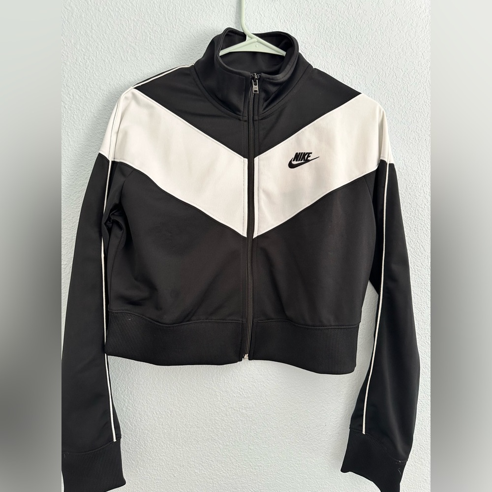Nike Zip Up Sweater